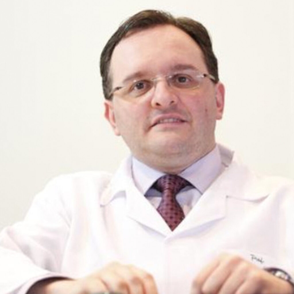 Dr. Carlos Henrique Ferreira Camargo Inovare Clínica Médica